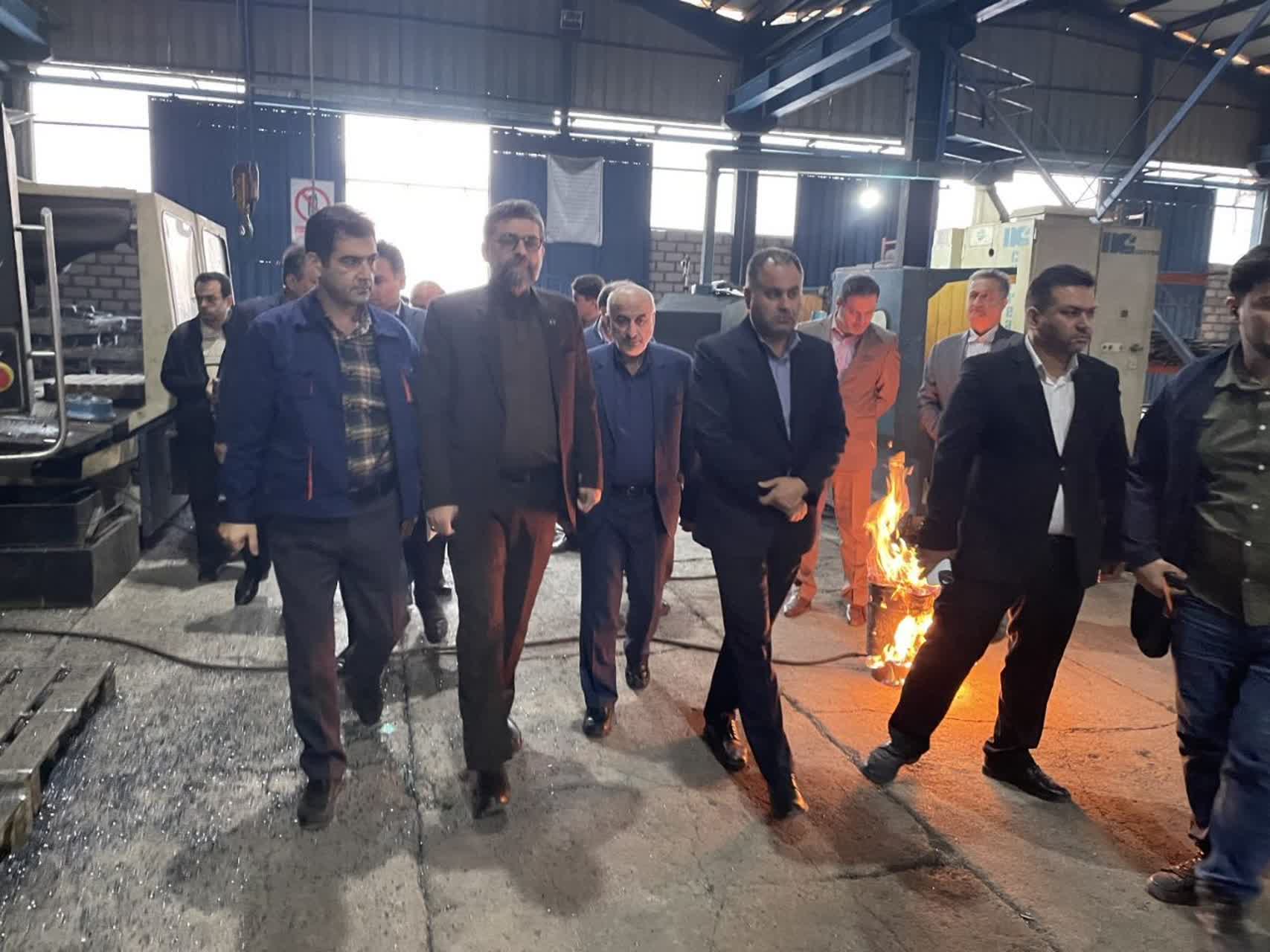 تامین ارزی واحدهای تولیدی امری ضروری و مهم است