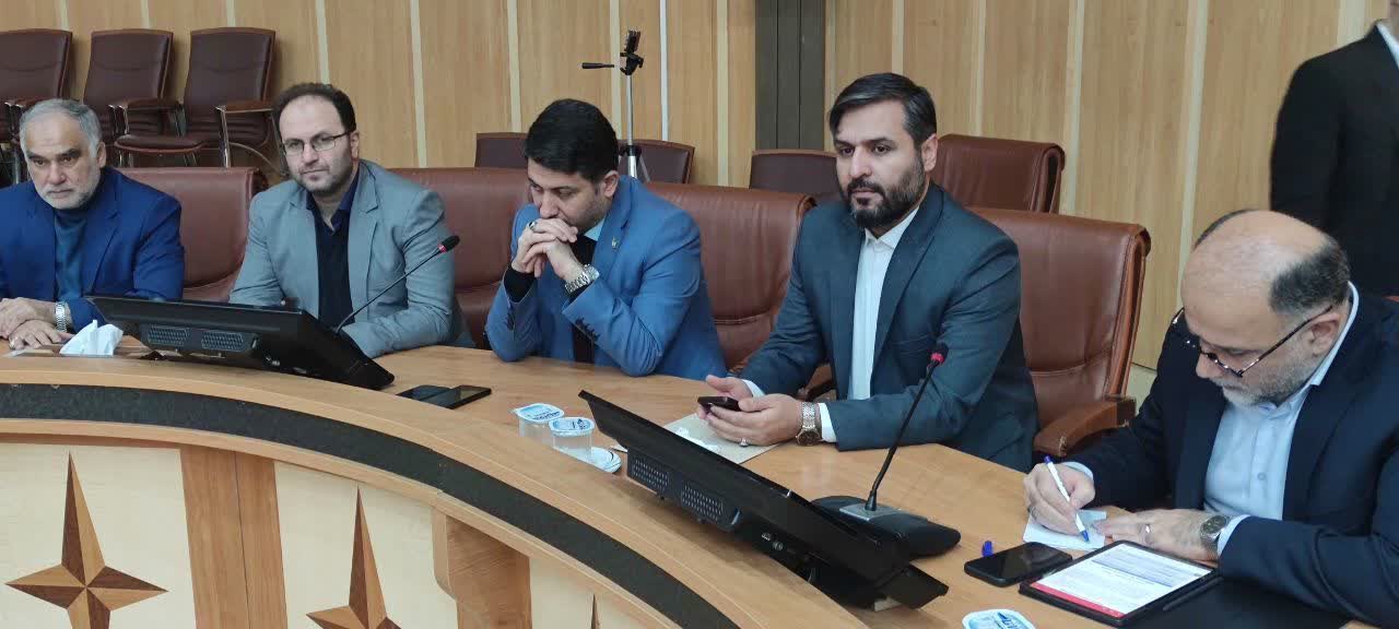 نشست «فرمانداران و بخشداران گیلان» با سخنگوی ستاد انتخابات کشور در سالن غدیر رشت