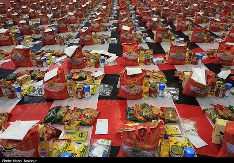 بسیج کارمندان سپاه گیلان ۴۵۹۶ بسته حمایتی بین نیازمندان توزیع کرد بسیج کارمندان سپاه گیلان ۴۵۹۶ بسته حمایتی بین نیازمندان توزیع کرد