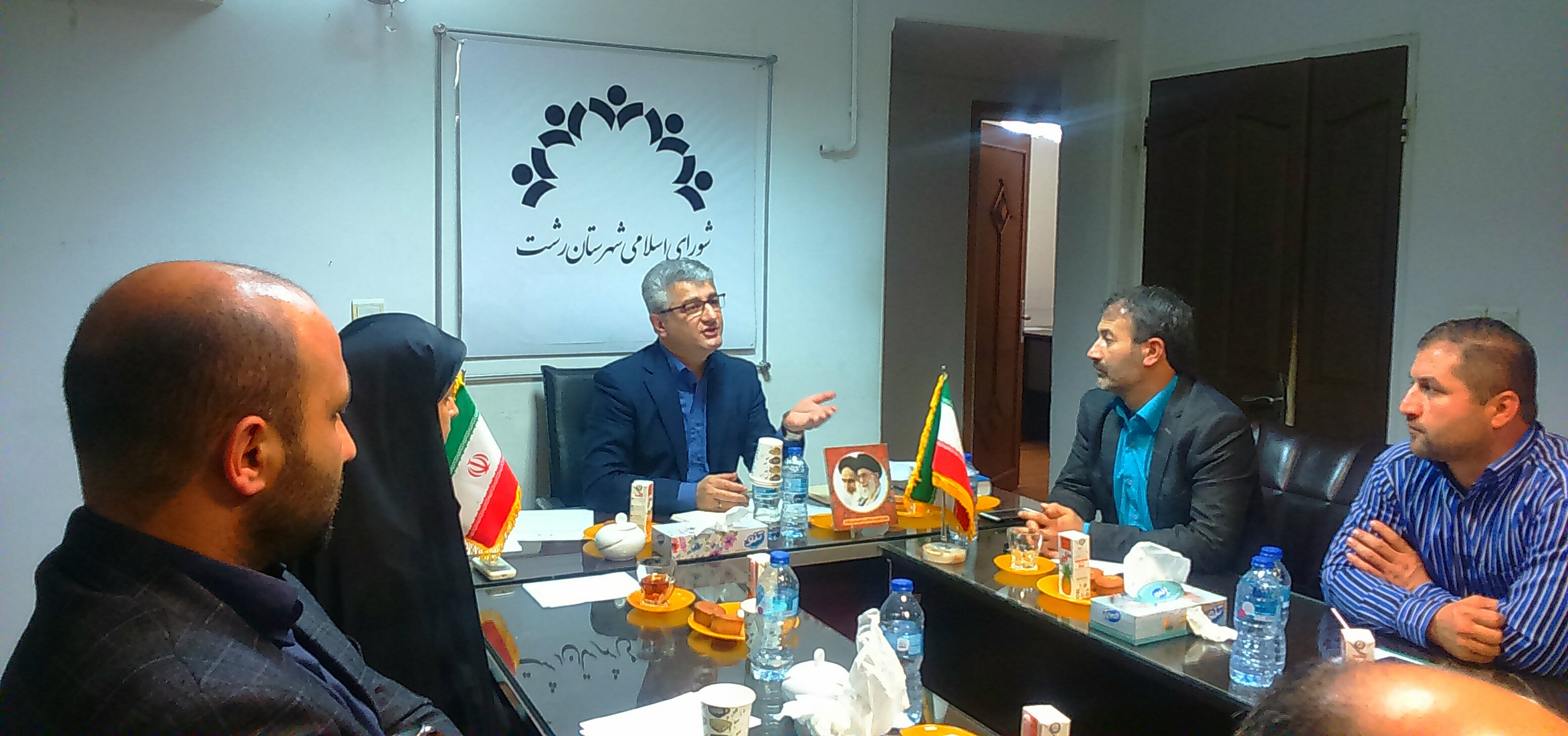 🔴در جلسه علنی عصر امروز اعضای کمیسیون های تخصصی شورای اسلامی شهرستان رشت انتخاب شدند. 🔴در جلسه علنی عصر امروز اعضای کمیسیون های تخصصی شورای اسلامی شهرستان رشت انتخاب شدند.