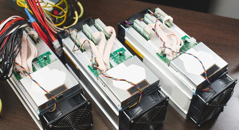 چهار مركز جدید استخراج رمز ارز غیرمجاز در استان گیلان كشف و جمع آوری شد