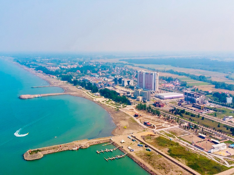 فعالیت ۹ شرکت دانش بنیان و ۱۰۰ شرکت فناور در منطقه آزاد انزلی