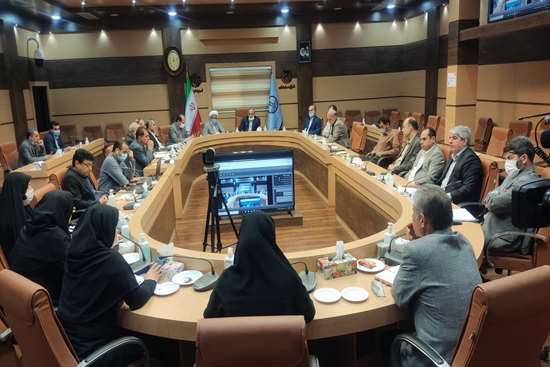 ایستادگی کادر سلامت در دوران کرونا با ایثار و روحیه جهادی ایستادگی کادر سلامت در دوران کرونا با ایثار و روحیه جهادی