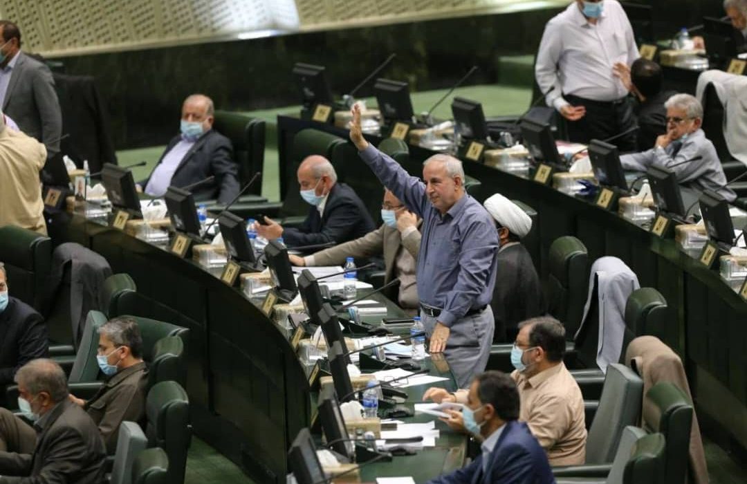 تذکر مهندس کوچکی نژاد به وزیر راه و شهرسازی در پی کاهش تردد قطار مسافربری خط رشت – تهران – مشهد