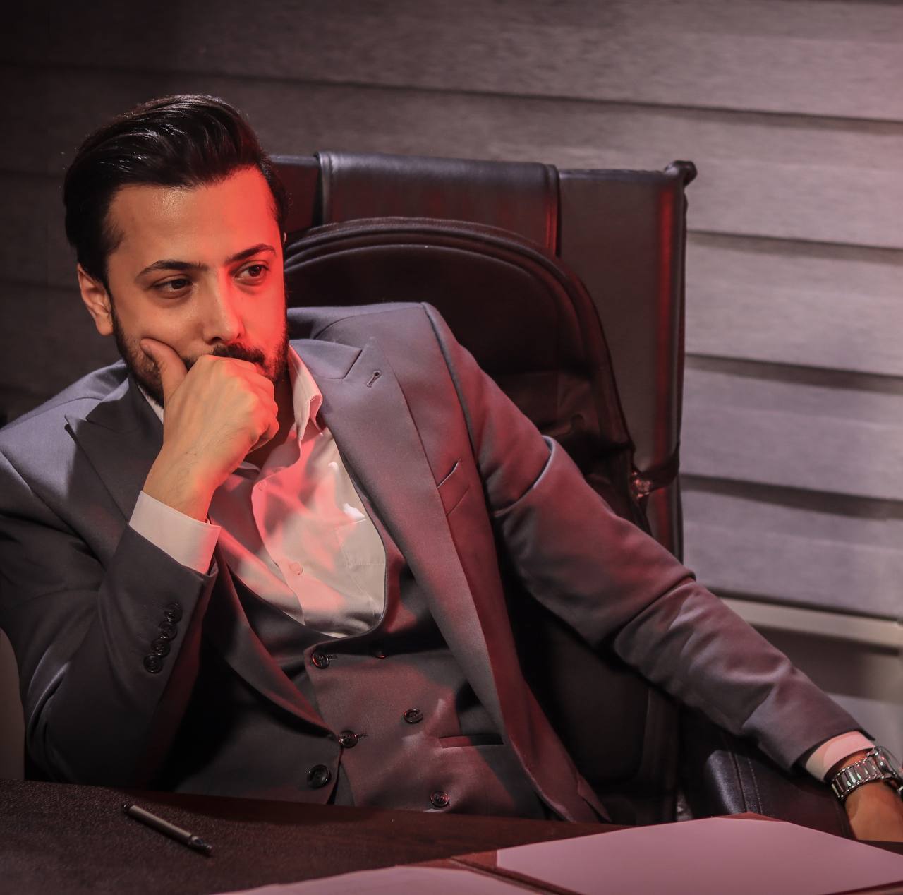 خبرنگاران باید قلم‌هایشان را در راستای نقد ناهمگونی ها و عدم توازن جامعه بکار گیرند