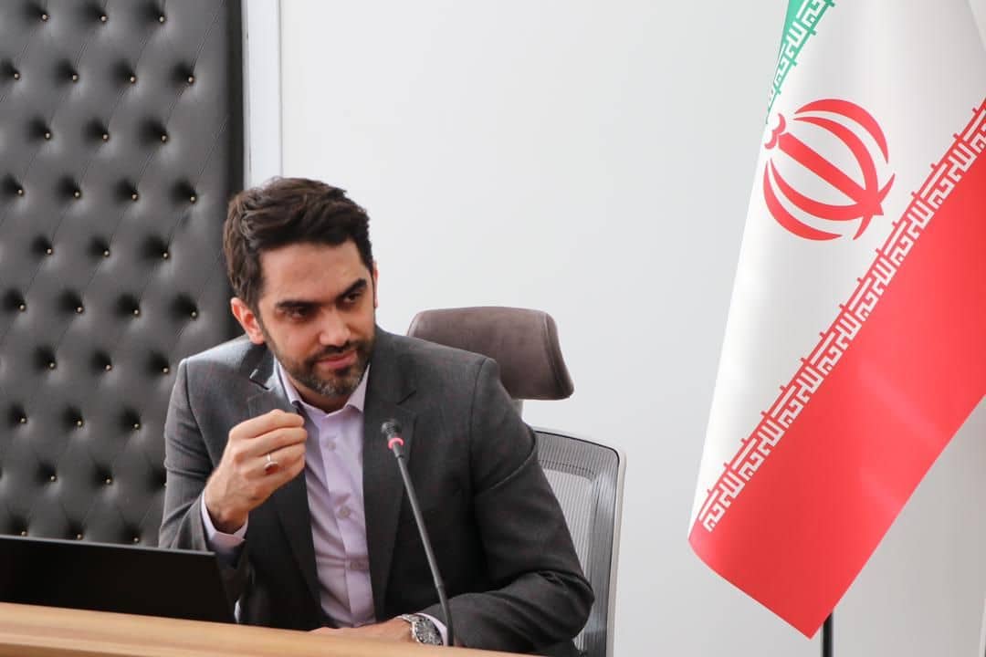 تغییر حوزه انتخاباتی رضا حسینی زهنده از تهران به رشت