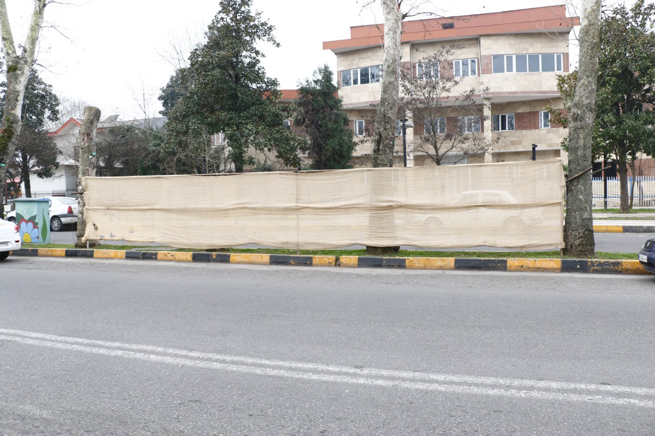 محل تبلیغات نامزدهای انتخابات مجلس شورای اسلامی و خبرگان در لاهیجان نصب شد