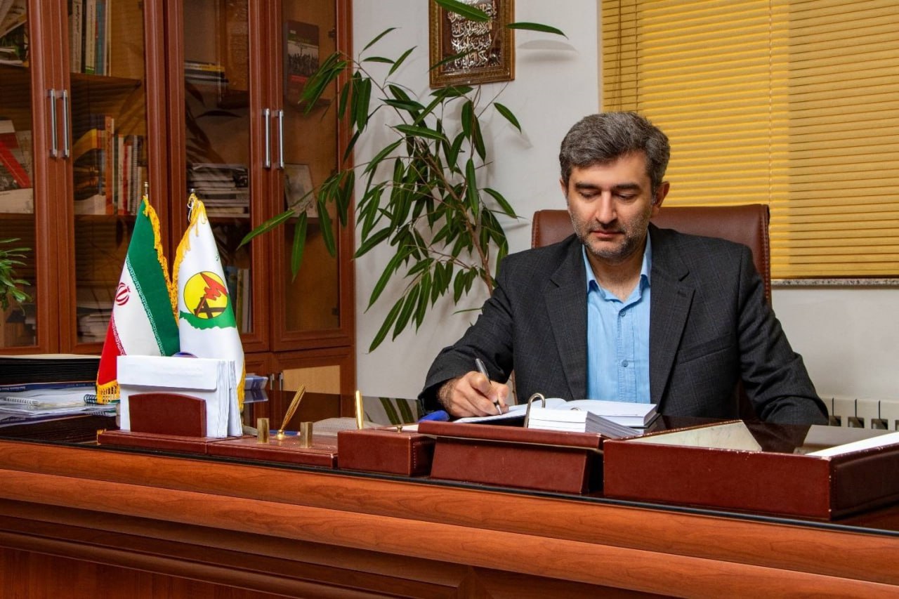 شبكه های هوایی فرسوده برق بازار روز لاهیجان زمینی می شود