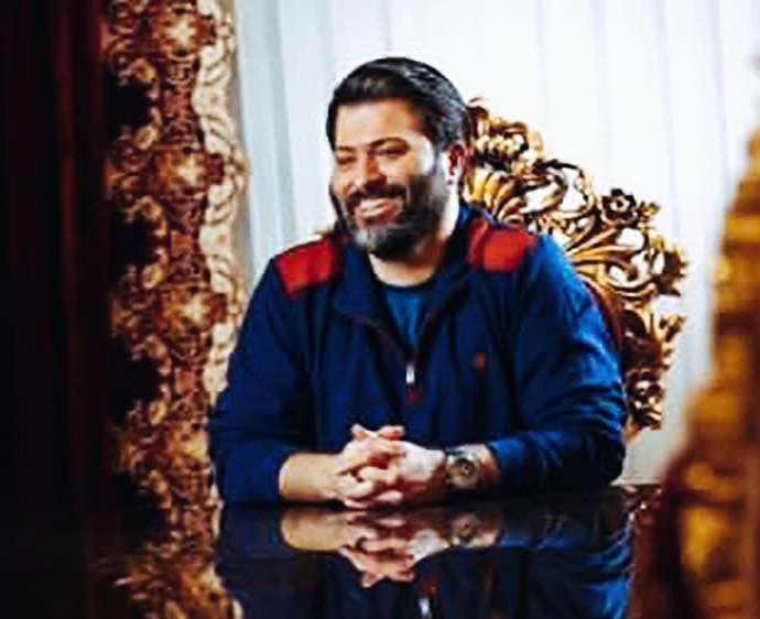 سفر به دنیای احساسات در کتاب شعر «با تو تمام شد»