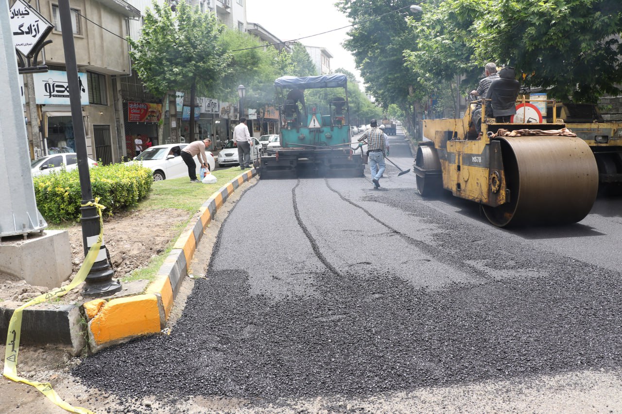 آغاز عملیات آسفالت در لاهیجان آغاز عملیات آسفالت در لاهیجان