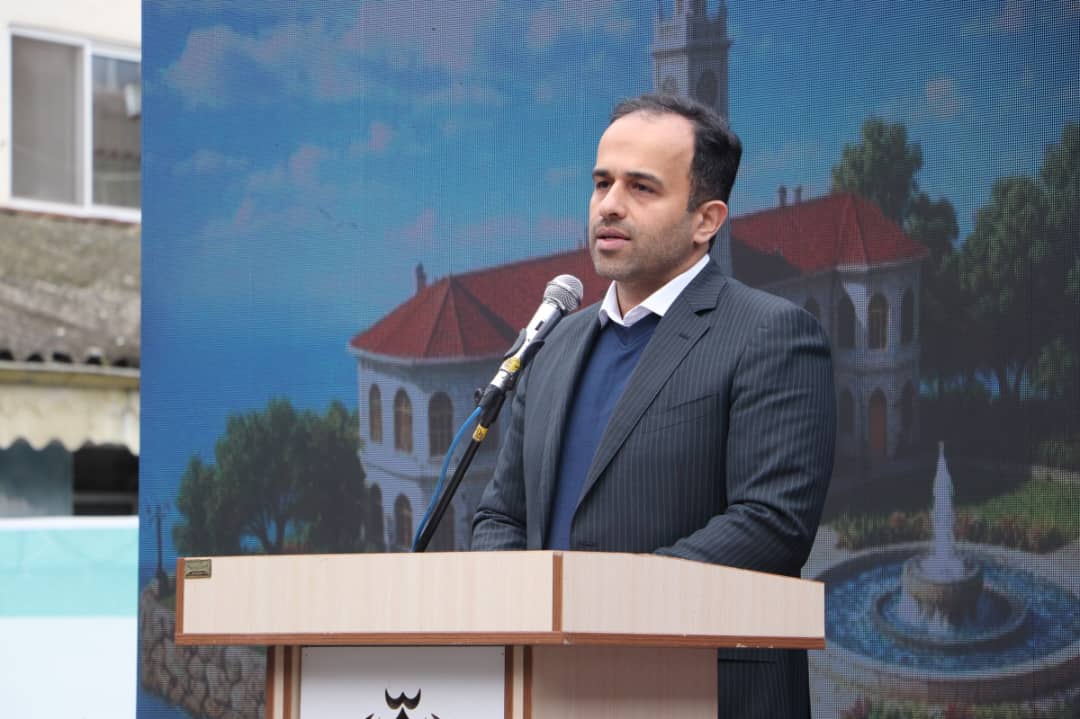 شهردار رشت؛ مدارس، نقطه آغاز هویتسازی شهری شهردار رشت؛ مدارس، نقطه آغاز هویتسازی شهری