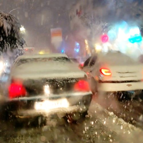 برفی که به کام مردم رشت تلخ نشست