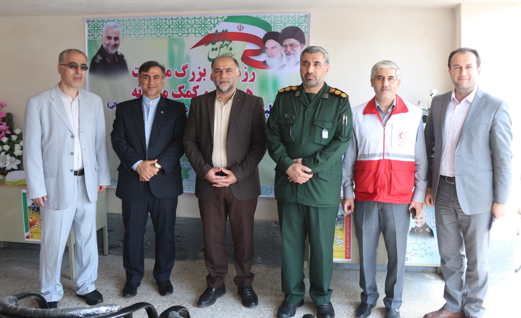 کمک ۱۰ میلیون تومانی کارکنان تامین اجتماعی گیلان به طرح مواسات و کمک مومنانه