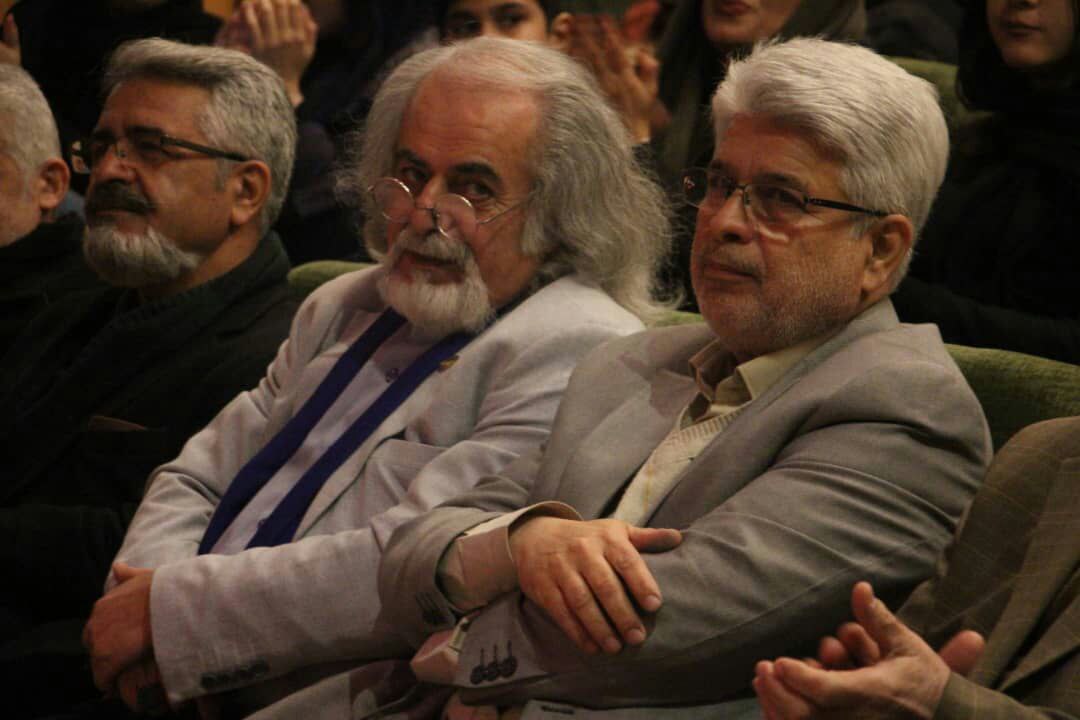 جشنواره فرهنگی و هنری فجر حرکتی رو به جلو در زمینه هنر شهرستان رشت است جشنواره فرهنگی و هنری فجر حرکتی رو به جلو در زمینه هنر شهرستان رشت است