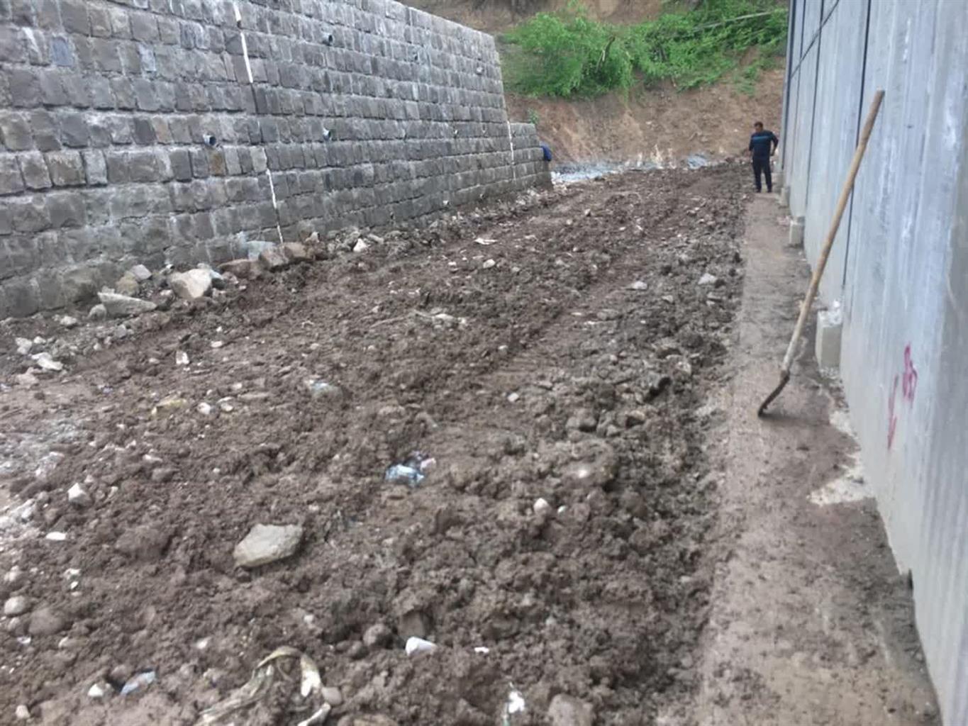 ساخت دیوار حفاظتی دفنگاه زباله سراوان ساخت دیوار حفاظتی دفنگاه زباله سراوان